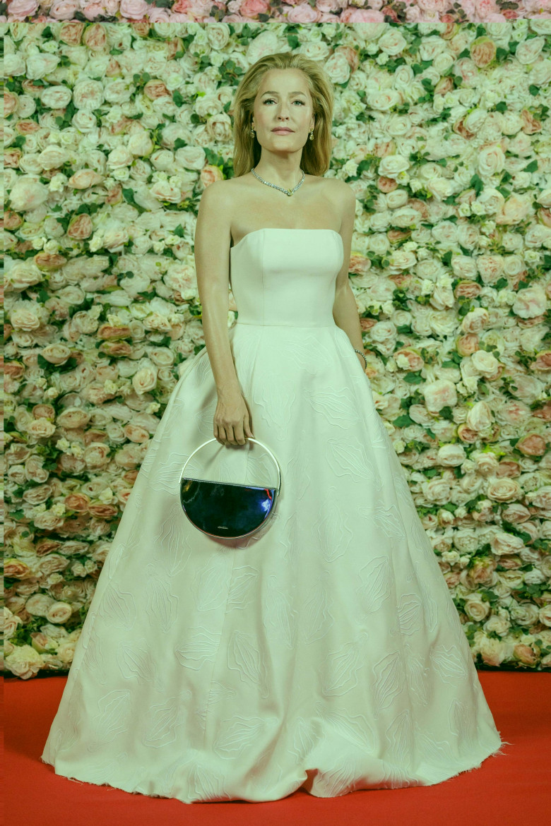 Reacția virală a lui Gillian Anderson când și-a văzut dublura de ceară/ Profimedia