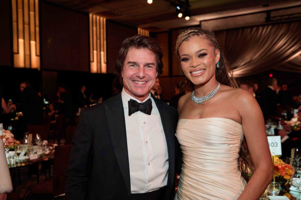 Tom Cruise și Andra Day