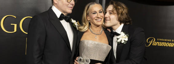 CA: Golden Eve: The Golden Globes Honor Helen Mirren &amp; Sarah Jessica Parker