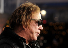 UFC on Fox:  Live Heavyweight Championship