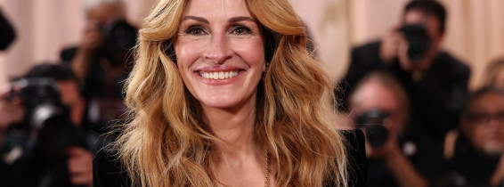 Julia Roberts.jpg