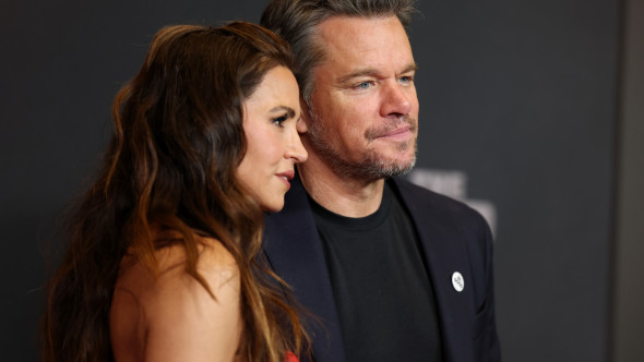 Matt Damon, apariție publică rară alături de soție și de cele patru fiice. Gia și-a ironizat amuzată tatăl pe covorul roșu