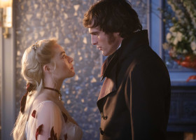 Jacob Elordi și Margot Robbie în filmul „Wuthering Heights”/ Profimedia