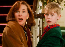 Macaulay Culkin și Catherine O'Hara în Home Alone