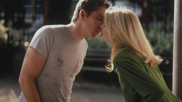 De ce a refuzat Gwyneth Paltrow o scenă intimă cu Ethan Hawke, acum aproape 30 de ani: "Doamne, tatăl meu o să facă un atac de cord"