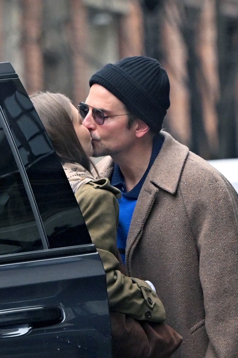 EXCLUSIVE Bradley Cooper And Gigi Hadid Share A Kiss After A Lunch Date