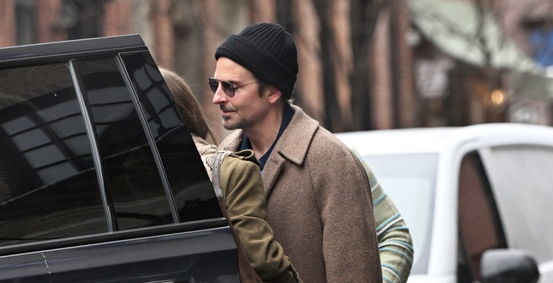 EXCLUSIVE Bradley Cooper And Gigi Hadid Share A Kiss After A Lunch Date