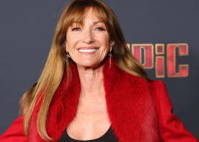 Neon Presents Los Angeles Premiere Of Baz Luhrmann's "EPiC: Elvis Presley In Concert"