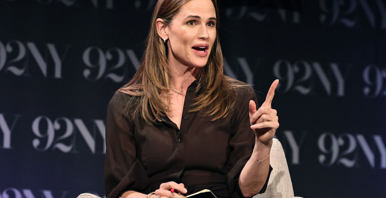 Mac Barnett And Jennifer Garner Consider The Picture Book