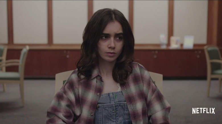 Lily Collins în filmul „To The Bone”/ Profimedia