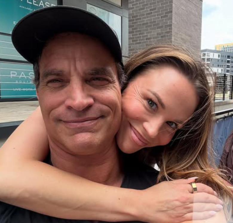 Johnathon Schaech si sotia (2)