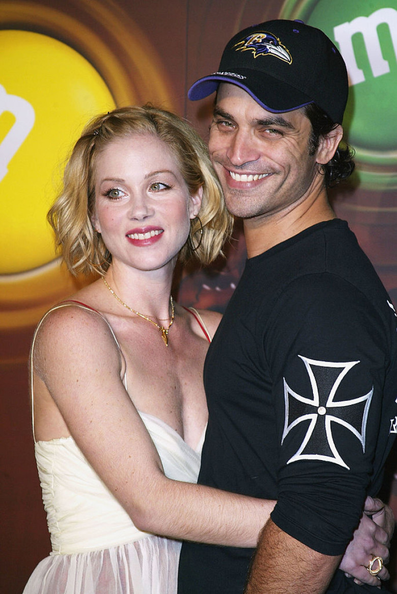 Christina Applegate și Johnathon Schaech