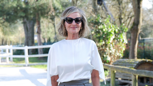 Helen Hunt, prima apariție în șase ani alături de fata ei. Makena Lei are 21 de ani și este cântăreață. Mama și fiica au mers la Paris