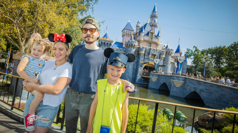 Hilary Duff And Family Spend The Day At Disneyland Park