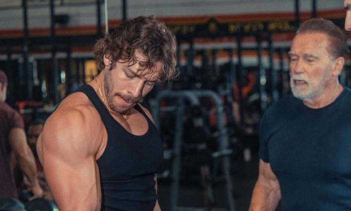 Joseph Baena si Arnold Schwarzenegger (1)