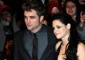 Robert Pattinson și Kristen Stewart/ Profimedia