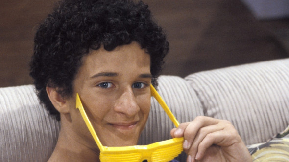 Ultimele zile ale lui Dustin Diamond, Screech din “Salvați de clopoțel”. Singura colegă care i-a fost alături înainte de moarte