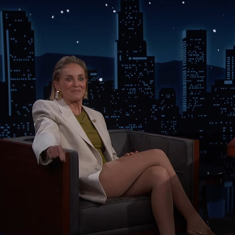 Sharon Stone sur le plateau de l'émission "Jimmy Kimmel Live!" à Los Angeles