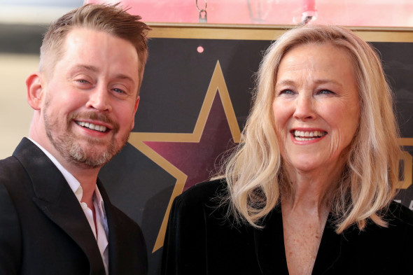 Macaulay Culkin și Catherine O'Hara