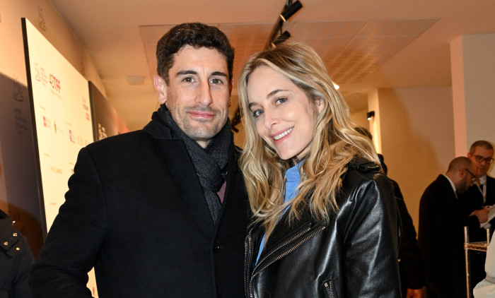 Jason Biggs, actorul din „American Pie”, și soția sa, Jenny Mollen, s-a despărțit / Profimedia