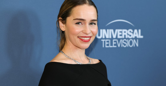 „Eram convinsă că o să mor”. Emilia Clarke, noi dezvăluiri despre calvarul prin care a trecut în anii „Game of Thrones”