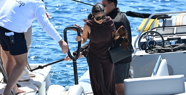 Cannes - Salma Hayek Leaves Eden Roc