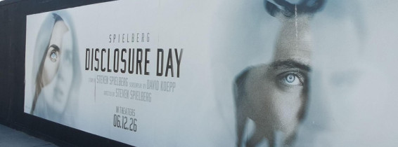 Los Angeles, California, USA 20th May 2026 Steven Spielberg Disclosure Day Billboard on May 20, 2026 in Los Angeles, California, USA. Photo by Barry King/Alamy Stock Photo