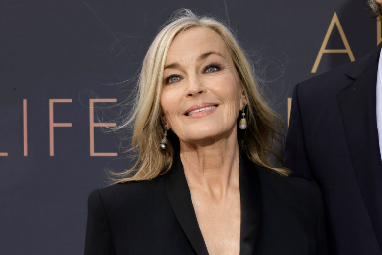 48th Annual AFI Life Achievement Award Honoring Julie Andrews - Red Carpet