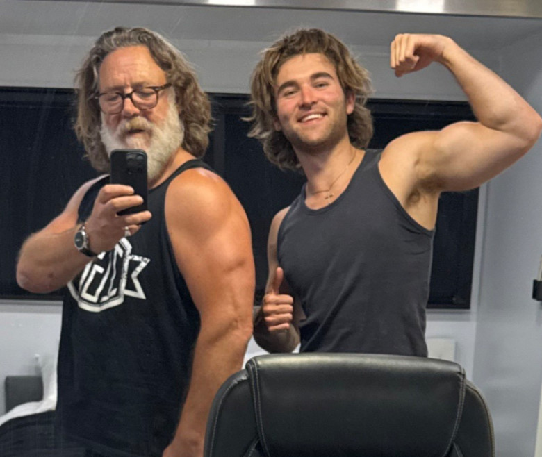 Russell Crowe și fiul lui, Tennyson