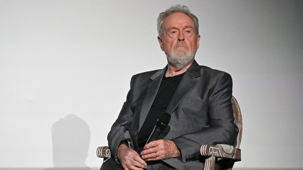 Ridley Scott vrea să regizeze încă un prequel al francizei „Alien”. Ce personaj va fi în centrul intrigii