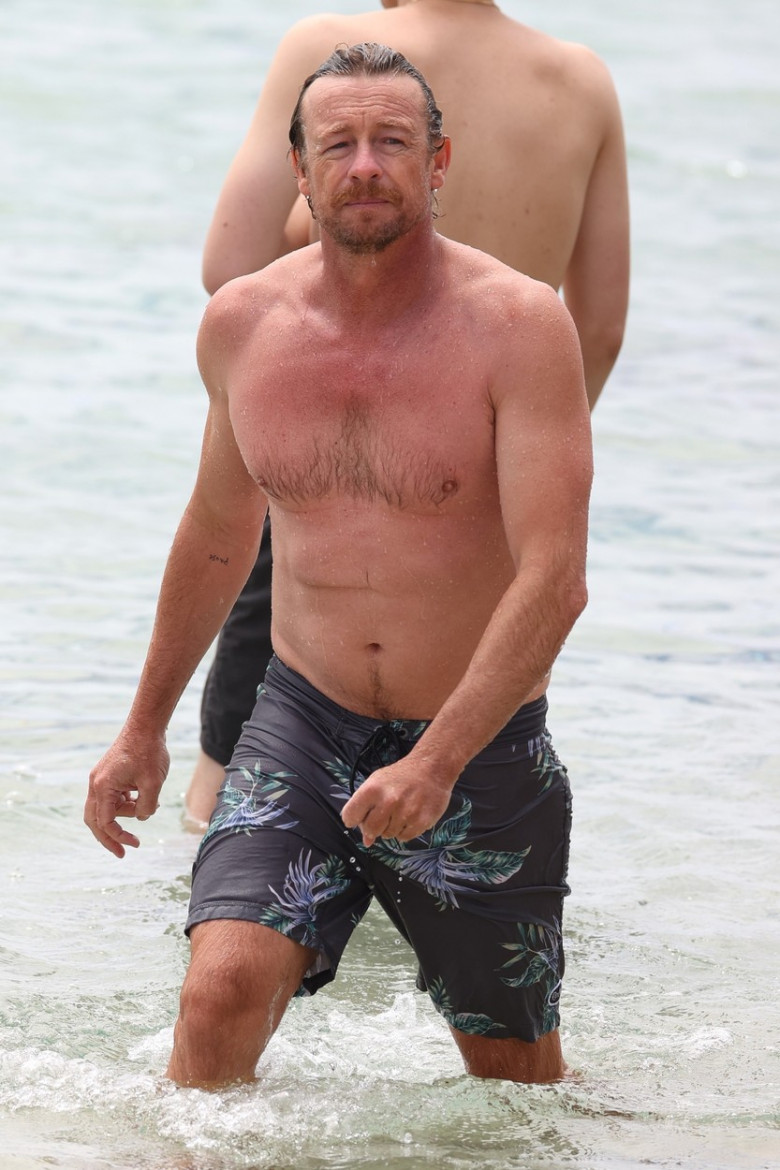 *PREMIUM-EXCLUSIVE* Actor Simon Baker pictured going for a swim at Bronte Beach in Sydney.