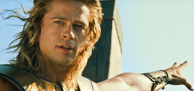 USA. Brad Pitt in a scene from the ©Warner Bros film : Troy (2004)Plot: An adaptation of Homer's great epic, the film follows the assault on Troy by the united Greek forces and chronicles the fates of the men involved. Ref:  LMK110-J6595-180620Supplied