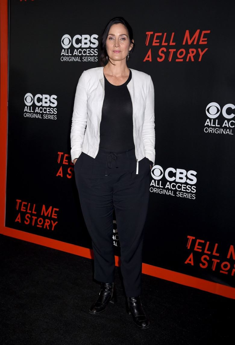 'Tell Me A Story' Season 2 Premiere