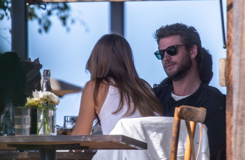 EXCLUSIVE: *NO DAILYMAIL ONLINE* Liam Hemsworth And Girlfriend Gabriella Brooks Step Out For A Lunch Date Together In Byron Bay, Amid News Liam's Ex-wife Miley Cyrus Has Split With Aussie Boyfriend Cody Simpson