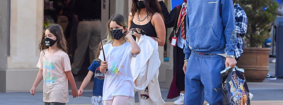 PREMIUM EXCLUSIVE:  Machine Gun Kelly and Megan Fox take Megan's three boys for a fun day out at Universal Studios Hollywood