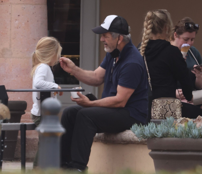 *EXCLUSIVE* Mel Gibson enjoys a frozen treat with his cute son in Malibu