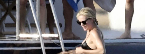 *PREMIUM-EXCLUSIVE* *MUST CALL FOR PRICING* South African–American actress Charlize Theron spotted on her Greek family holiday joined by a mystery man by her side at Paros Island.