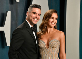 Cash Warren și Jessica Alba