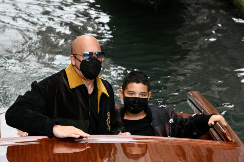 Vin Diesel și fiul lui, Vincent,e&amp;Gabbana Alta Moda Show - Venice