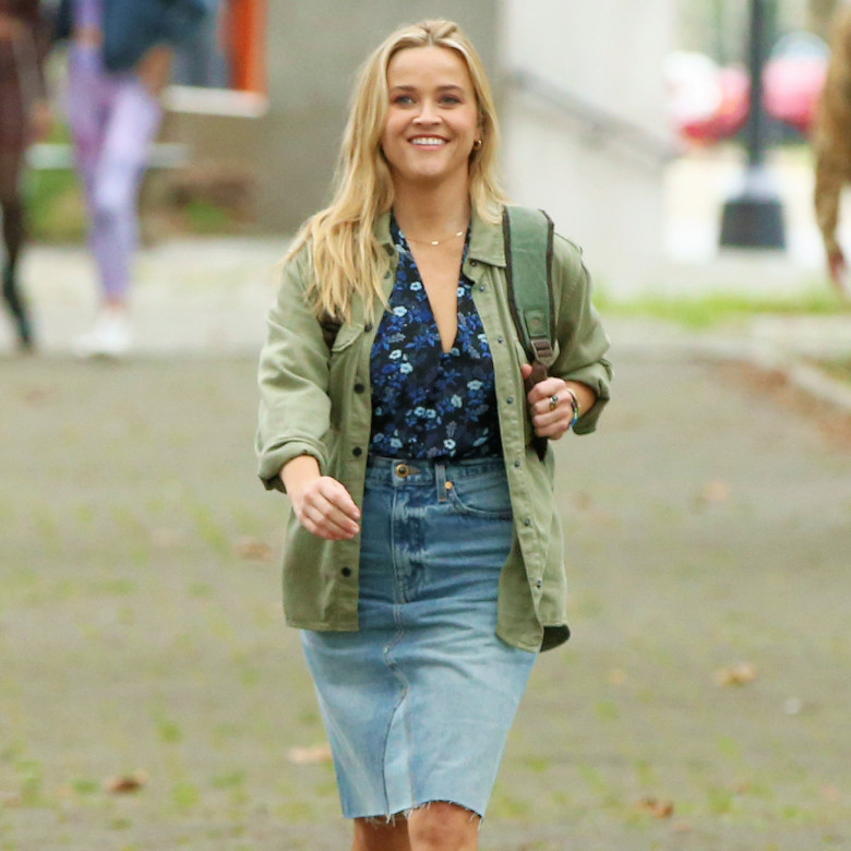 Reese Witherspoon Is All Smiles Filming 'Your Place Or Mine' In The Park In Brooklyn