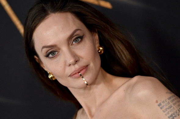 Angelina Jolie la premiera The Eternals