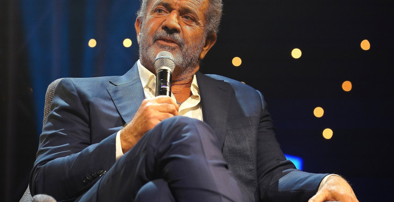 *EXCLUSIVE* *STRICTLY NOT AVAILABLE FOR DAILY MAIL ONLINE USAGE* Mel Gibson breaks Exclusive Filming News at London Event
