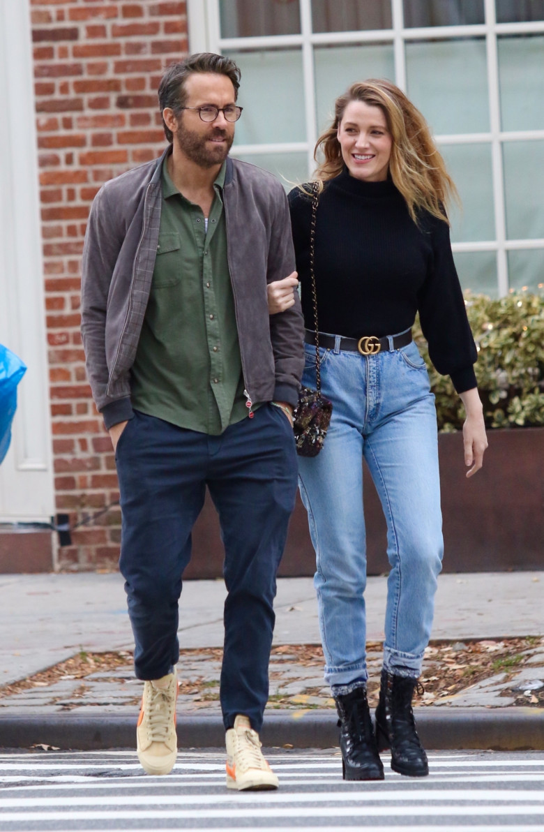 *EXCLUSIVE* Blake Lively and Ryan Reynolds look blissful during a romantic stroll in NYC!