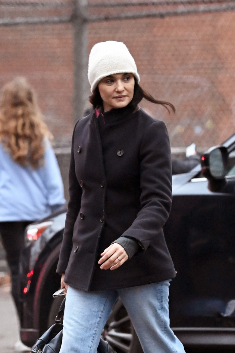 EXCLUSIVE: Rachel Weisz is photographed going for a walk in the Park Slope neigborhood of Brooklyn in New York