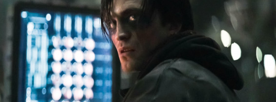 USA. Robert Pattinson in a scene from the (C)Warner Bros new movie: The Batman (2022).In his second year of fighting crime, Batman uncovers corruption in Gotham City that connects to his own family while facing a serial killer known as the Riddler.Ref: