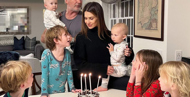 Cum a sărbătorit Alec Baldwin ziua de naștere a soției sale/ Instagram