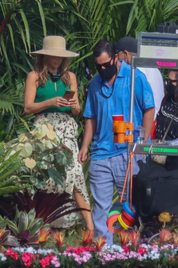 Jennifer Aniston și Adam Sandler au petrecut timp împreună în Hawaii/ Profimedia