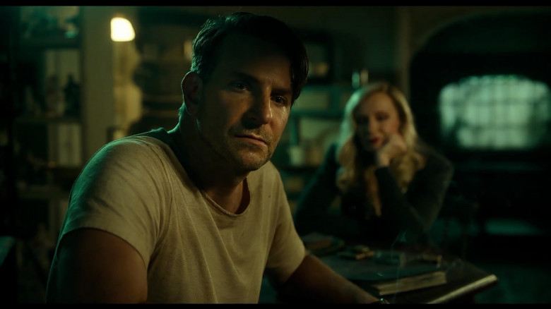 Bradley Cooper stars in 'Nightmare Alley'