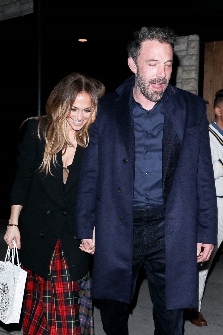 Ben Affleck și Jennifer Lopez, întâlnire romantică în Beverly Hills/ Profimedia