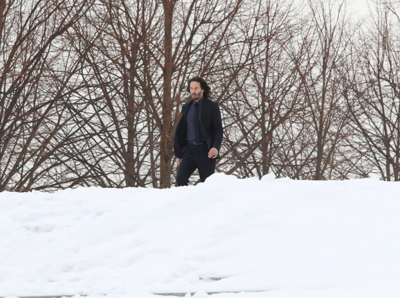 *EXCLUSIVE* Keanu Reeves films 'John Wick: Chapter 4' under extreme snowy conditions in New York City **WEB MUST CALL FOR PRICING**